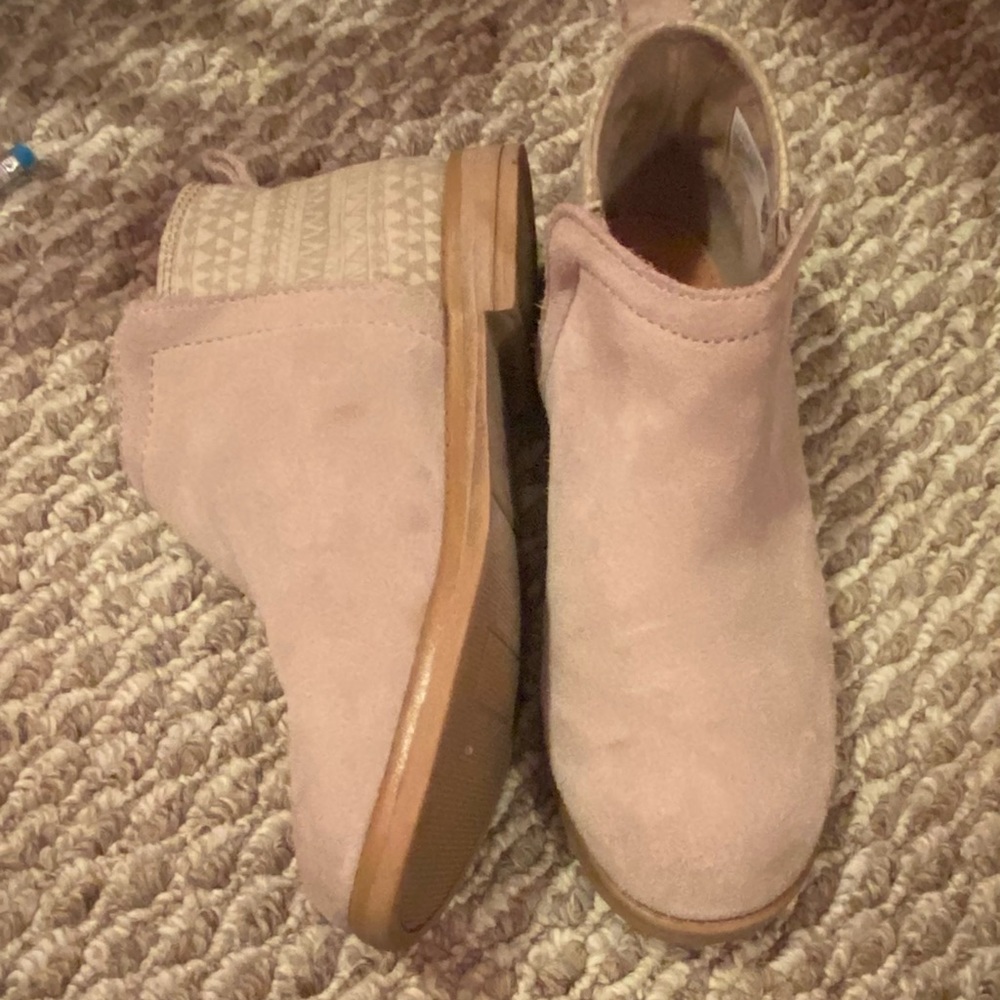 Girls ankle boots size 2